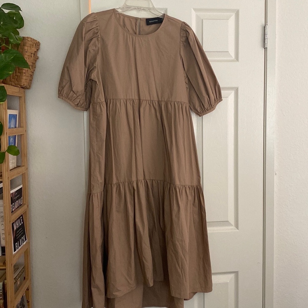 Urban outfitters (Minkpink) M midi dress Tan